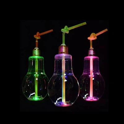 Pot fi folosite sticlele de plastic pentru becuri pentru depozitarea momelilo...